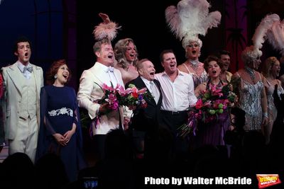 Kelsey Grammer, Jerry Herman, Douglas Hodges, Christine Andreas with ensemble cast
du Photo