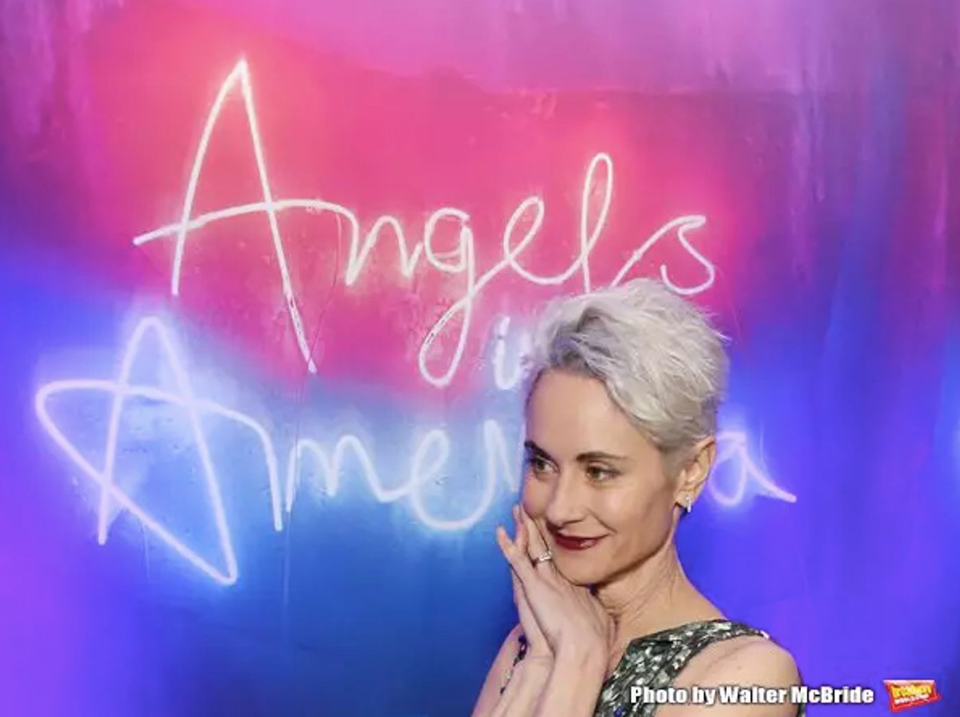 Wake Up With BWW 1/2: Broadway Stars Reveal Their Resolutions, and More!  Image