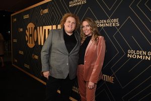 Fortune Feimster and Jaclyn Smith @ BroadwayWorld Fortune Feimster and Jaclyn Smith Photo