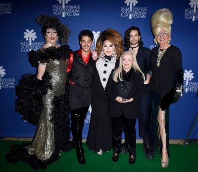 Marina Mac; Oscar Moreno, Anita Rose, Jacki Weaver, Allister MacDonald and Bella Da B Photo