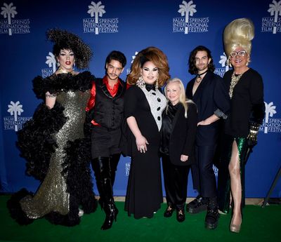 Marina Mac; Oscar Moreno, Anita Rose, Jacki Weaver, Allister MacDonald and Bella Da B Photo