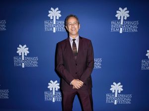 J. Todd Harris @ BroadwayWorld J. Todd Harris Photo