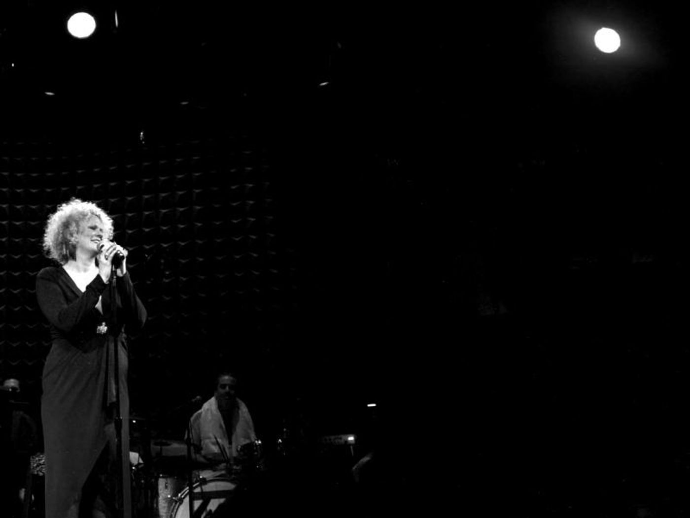 Review: The Gays All Go Back To The Baths With Amber Martin's BATHHOUSE BETTE at Joe's Pub… And They Take a few Straights along for the ride.  Image