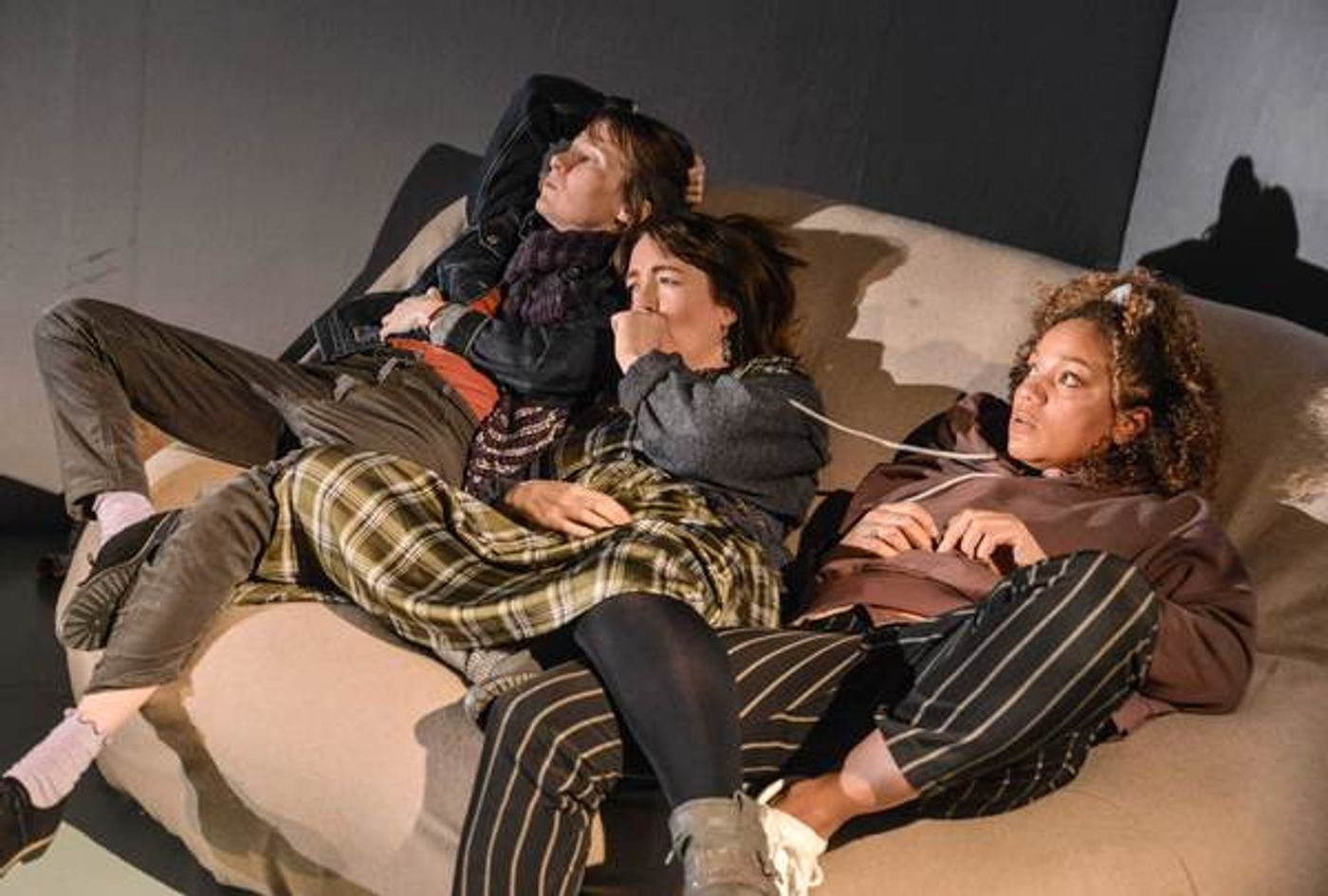 Photo Flash: First Look at THE TYLER SISTERS at Hampstead Theatre  Image