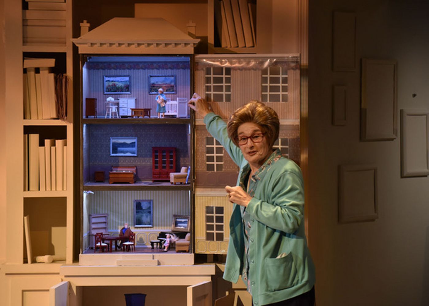 Photo Flash: BECOMING DR. RUTH Opens Friday At Orlando Shakes! Photo Flash: BECOMING DR. RUTH Opens Friday At Orlando Shakes! Image