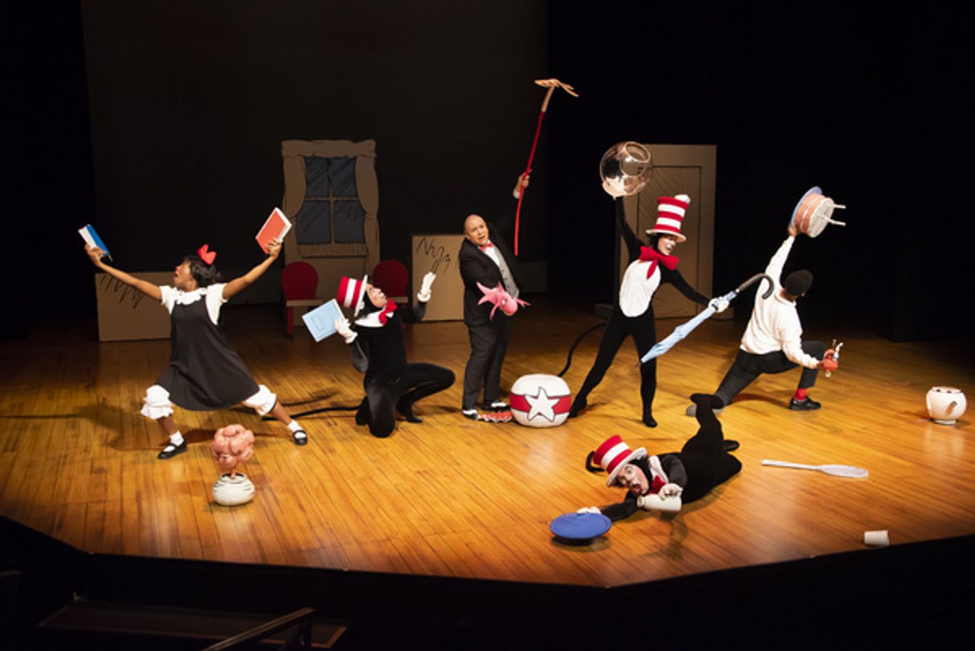Photo Flash: Dr. Seuss's THE CAT IN THE HAT at Alabama Shakespeare Festival  Image