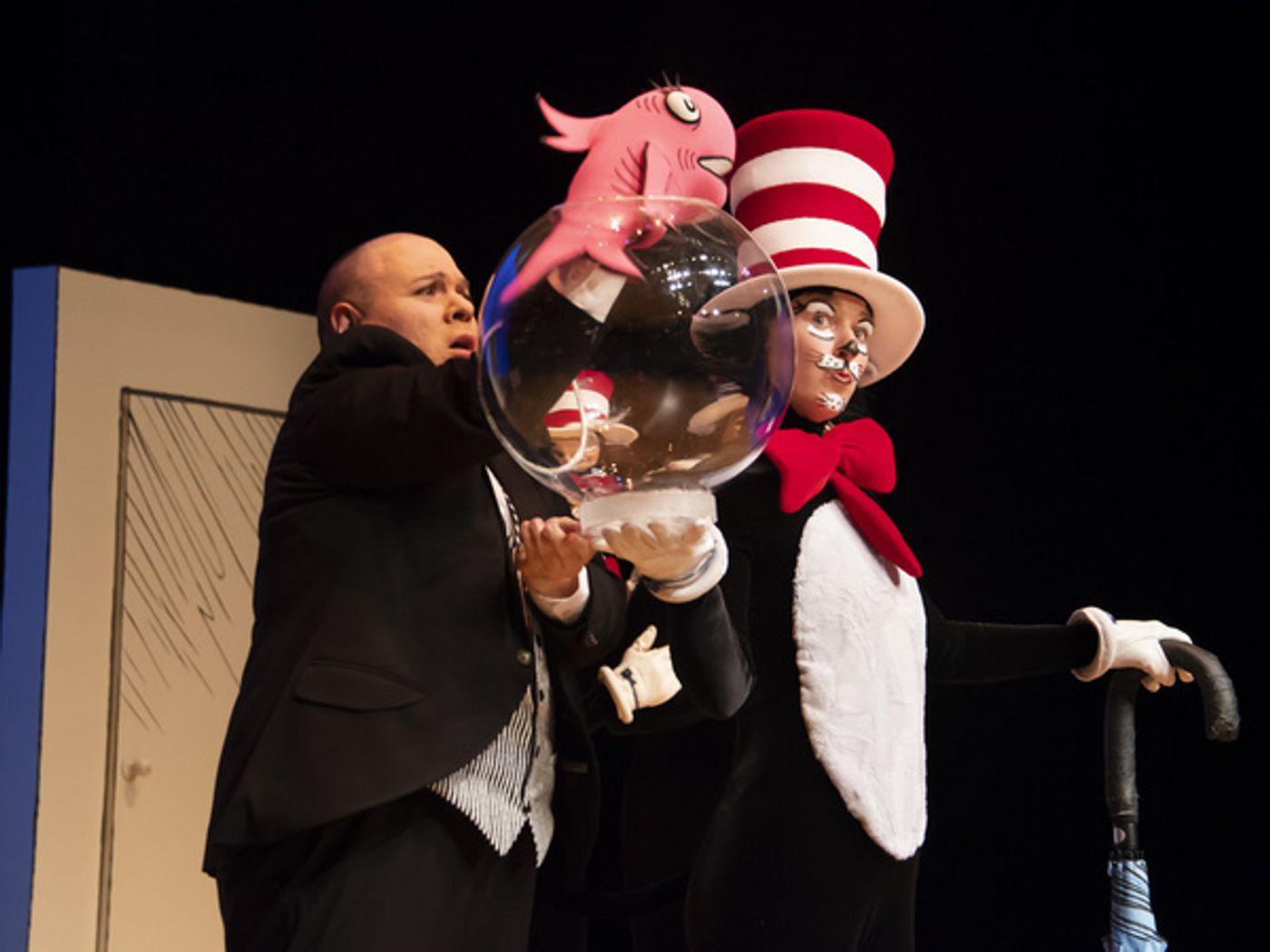 Photo Flash: Dr. Seuss's THE CAT IN THE HAT at Alabama Shakespeare Festival  Image