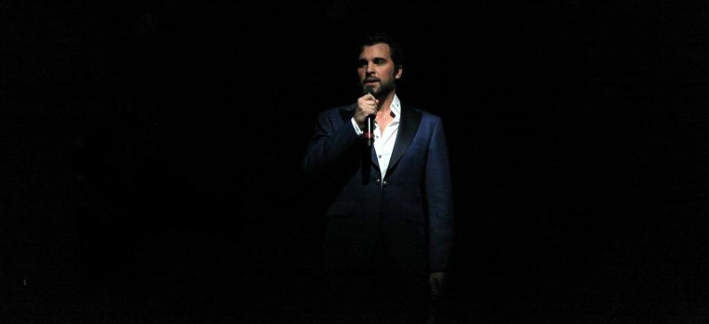 Review: AN EVENING WITH JUAN PABLO DI PACE Melds Old Hollywood Glamor with Rock Star Electricity At The Green Room 42  Image