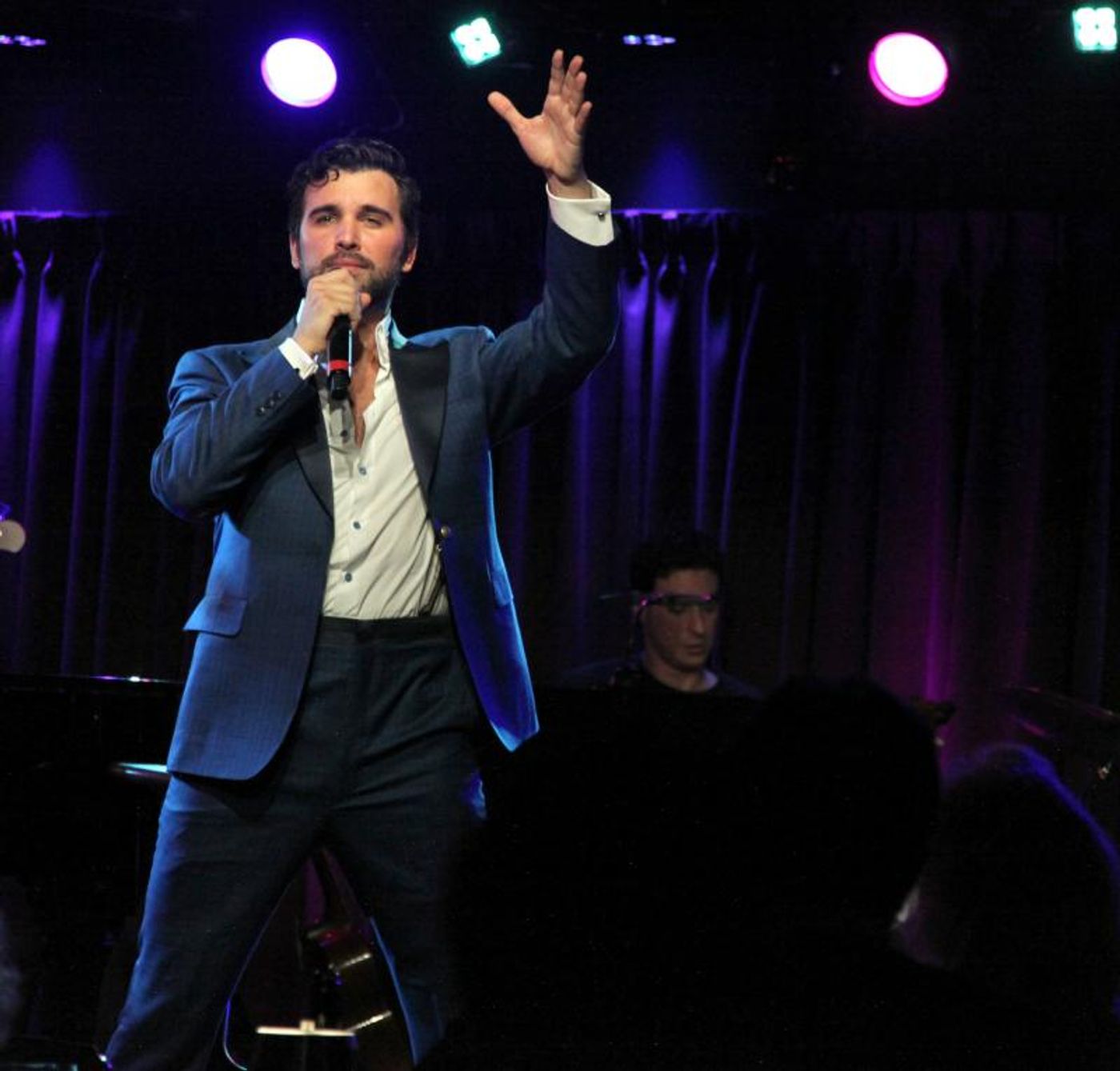 Review: AN EVENING WITH JUAN PABLO DI PACE Melds Old Hollywood Glamor with Rock Star Electricity At The Green Room 42  Image