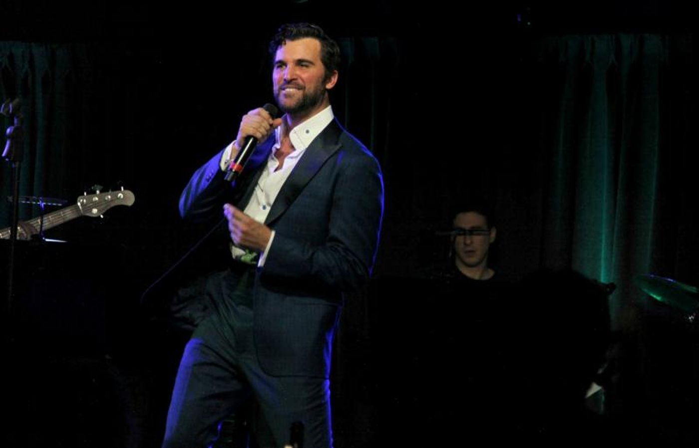 Review: AN EVENING WITH JUAN PABLO DI PACE Melds Old Hollywood Glamor with Rock Star Electricity At The Green Room 42  Image