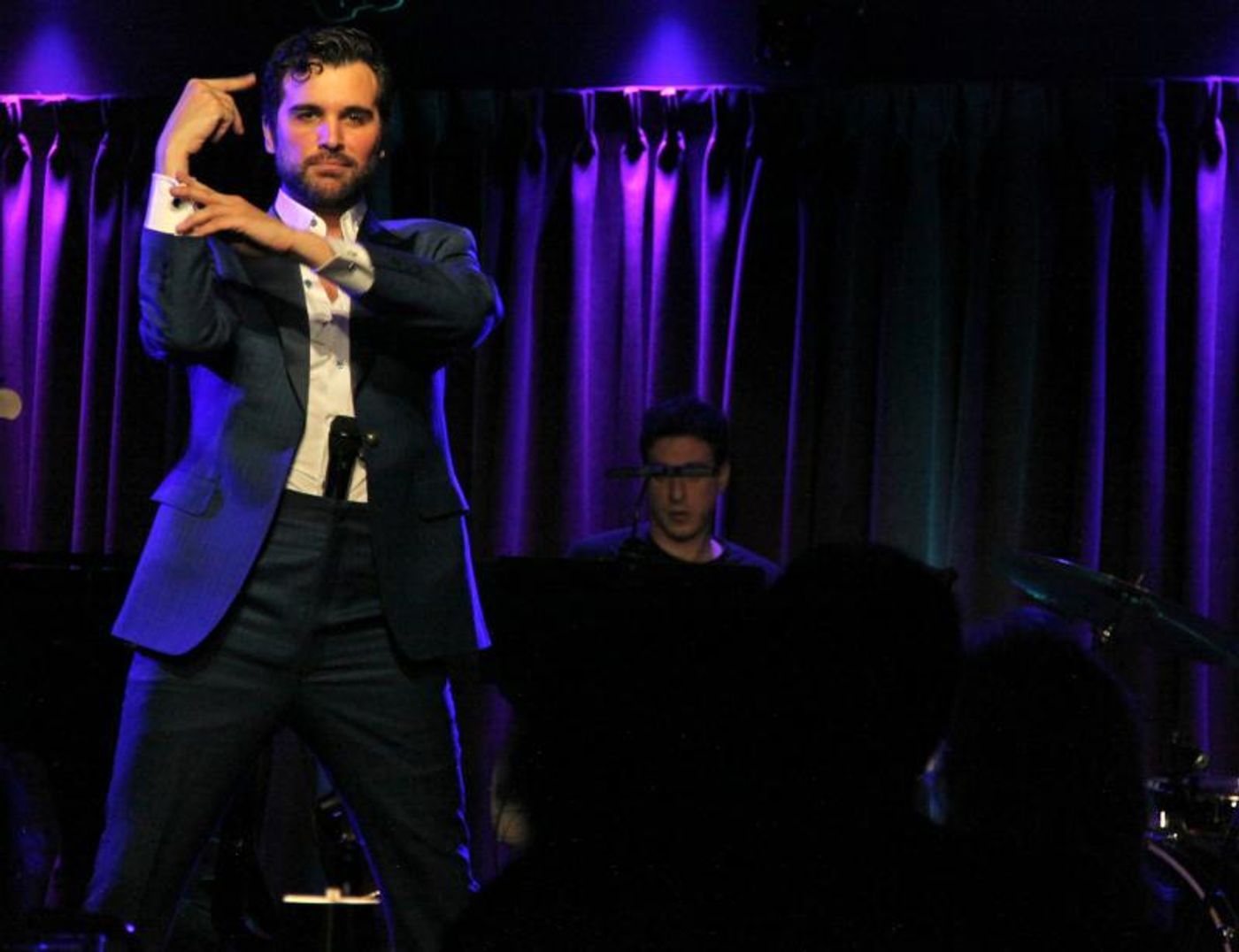 Review: AN EVENING WITH JUAN PABLO DI PACE Melds Old Hollywood Glamor with Rock Star Electricity At The Green Room 42  Image