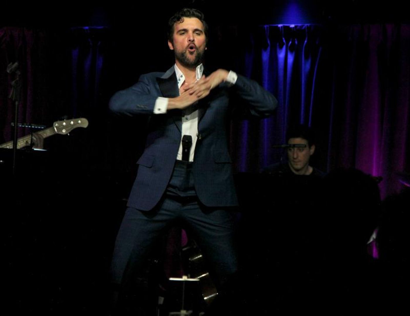 Review: AN EVENING WITH JUAN PABLO DI PACE Melds Old Hollywood Glamor with Rock Star Electricity At The Green Room 42  Image