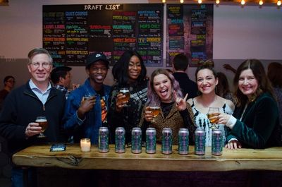 Ira Mont, Yeman Brown, Tia Allen, Jane Bruce, Laurel Harris and Jennifer Rogers Photo