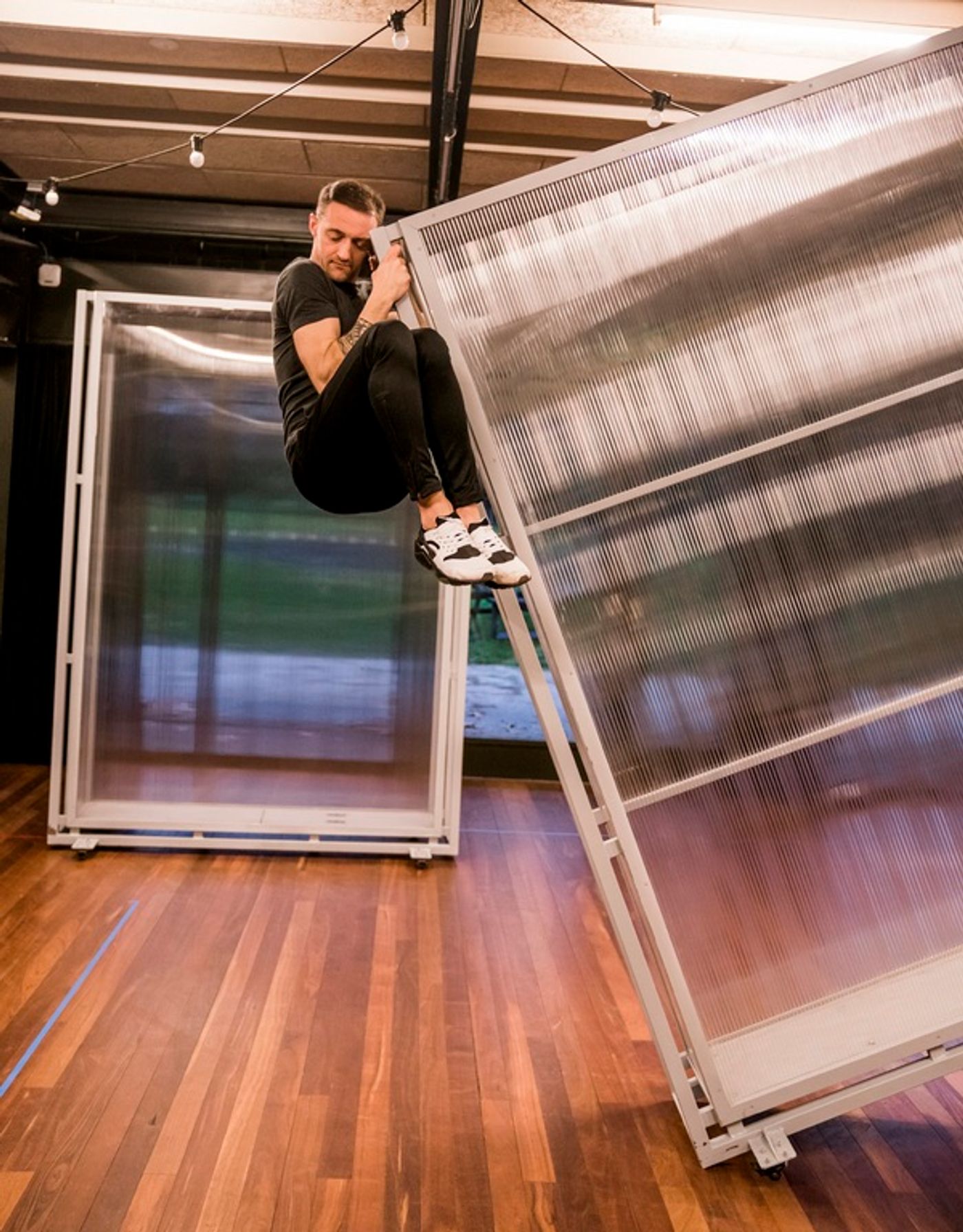 Photo Flash: Inside Rehearsal For Frantic Assembly's I THINK WE ARE ALONE  Image