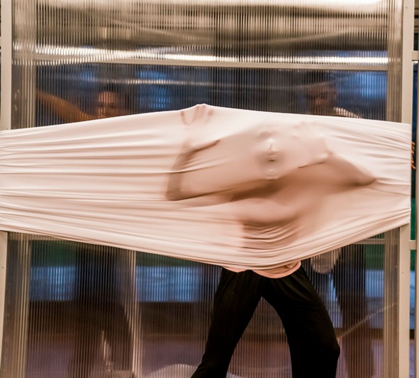 Photo Flash: Inside Rehearsal For Frantic Assembly's I THINK WE ARE ALONE  Image