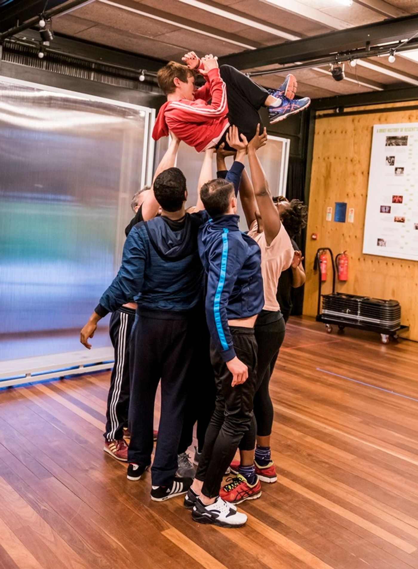 Photo Flash: Inside Rehearsal For Frantic Assembly's I THINK WE ARE ALONE  Image