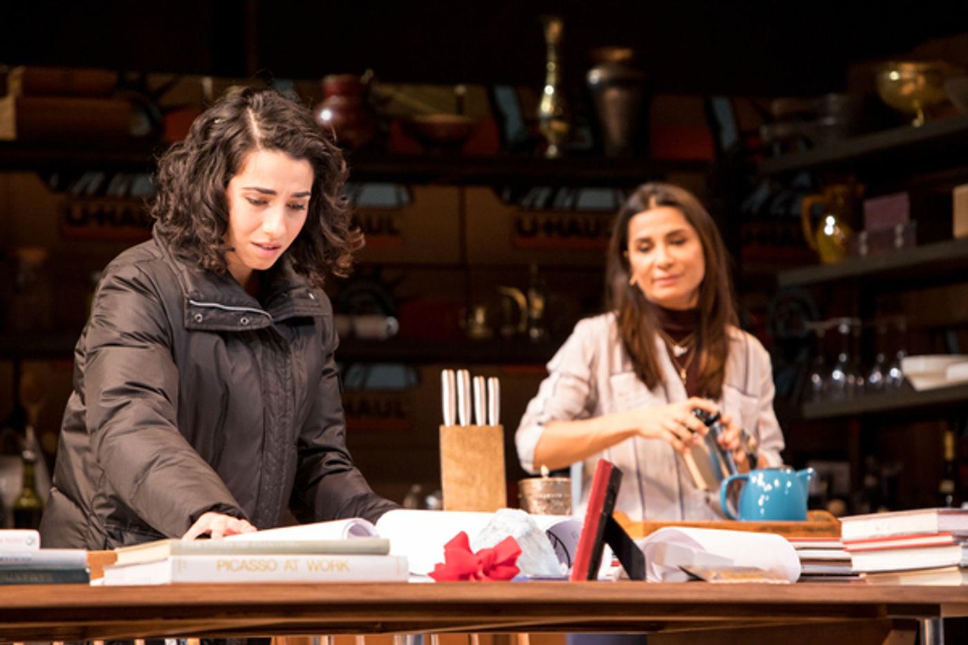 Photo Flash: Guthrie Theater's Production of NOURA  Image