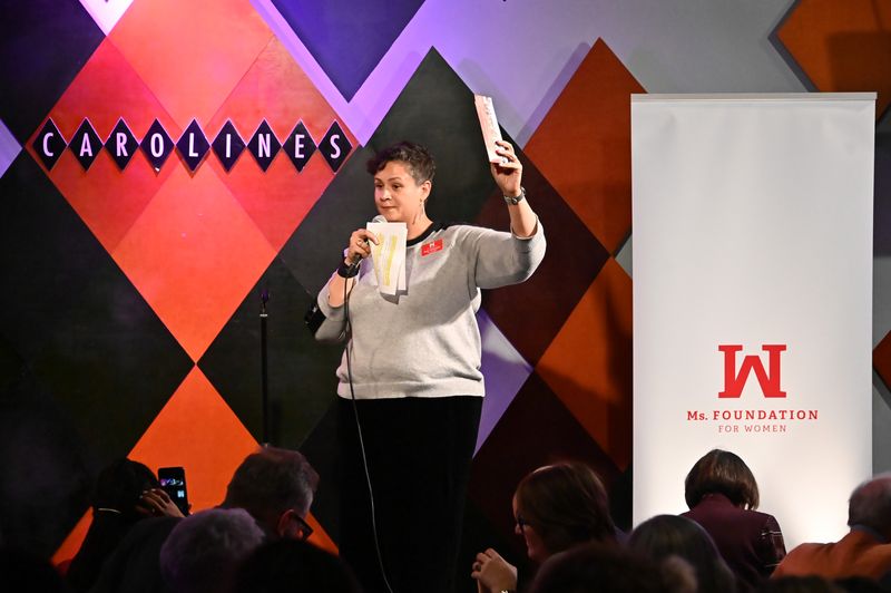 Photo Flash: Gloria Steinem and More at Ms. Foundation for Women's Comedy Night at Carolines on Broadway — photo 2 of 11