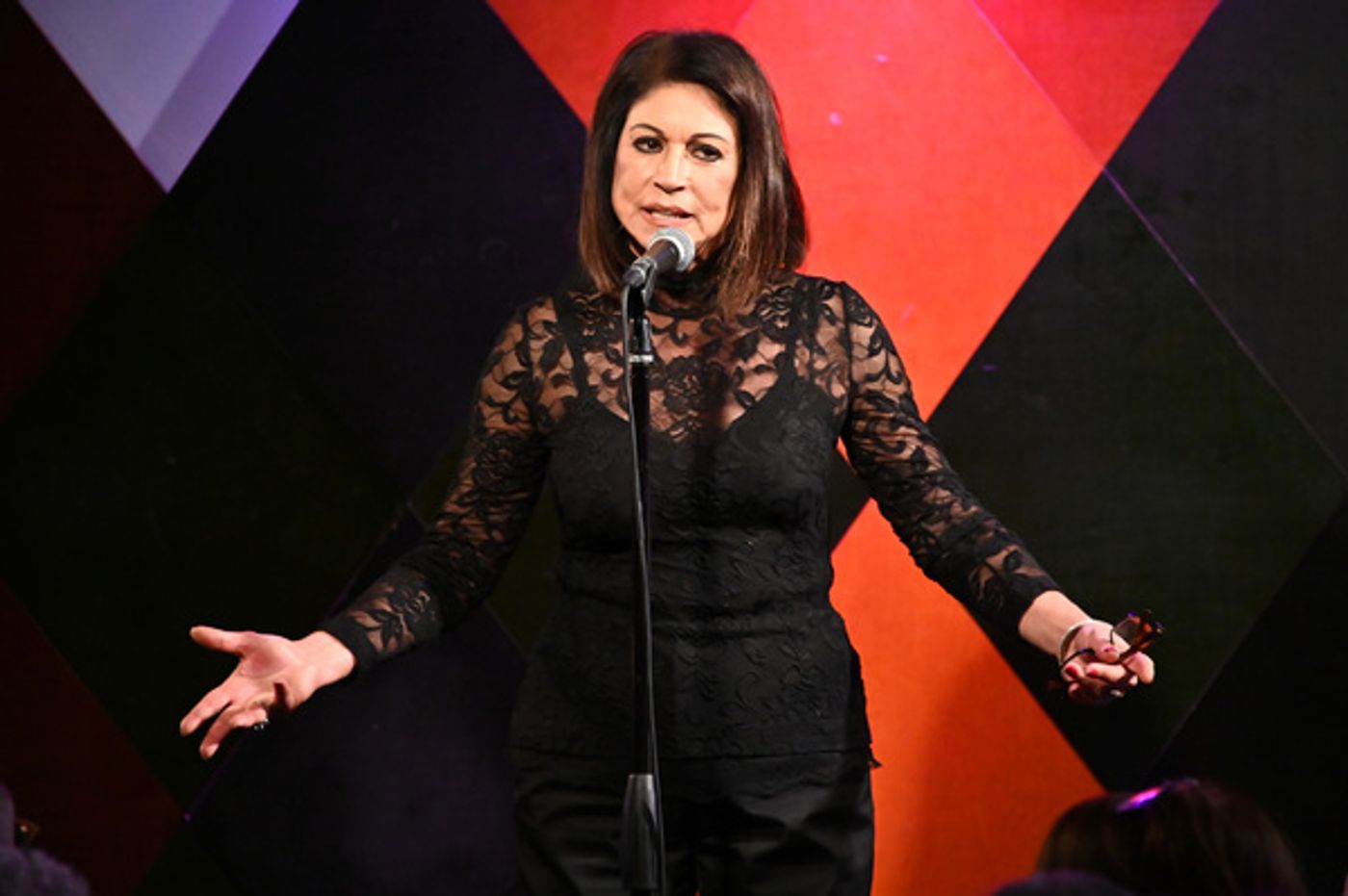 Photo Flash: Gloria Steinem and More at Ms. Foundation for Women's Comedy Night at Carolines on Broadway  Image