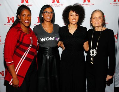 Teresa C. Younger, Shonda Brooks, Lori Adelman and Gloria Steinem Photo
