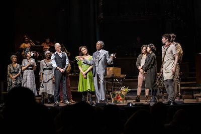 Andre de Shields and cast Photo