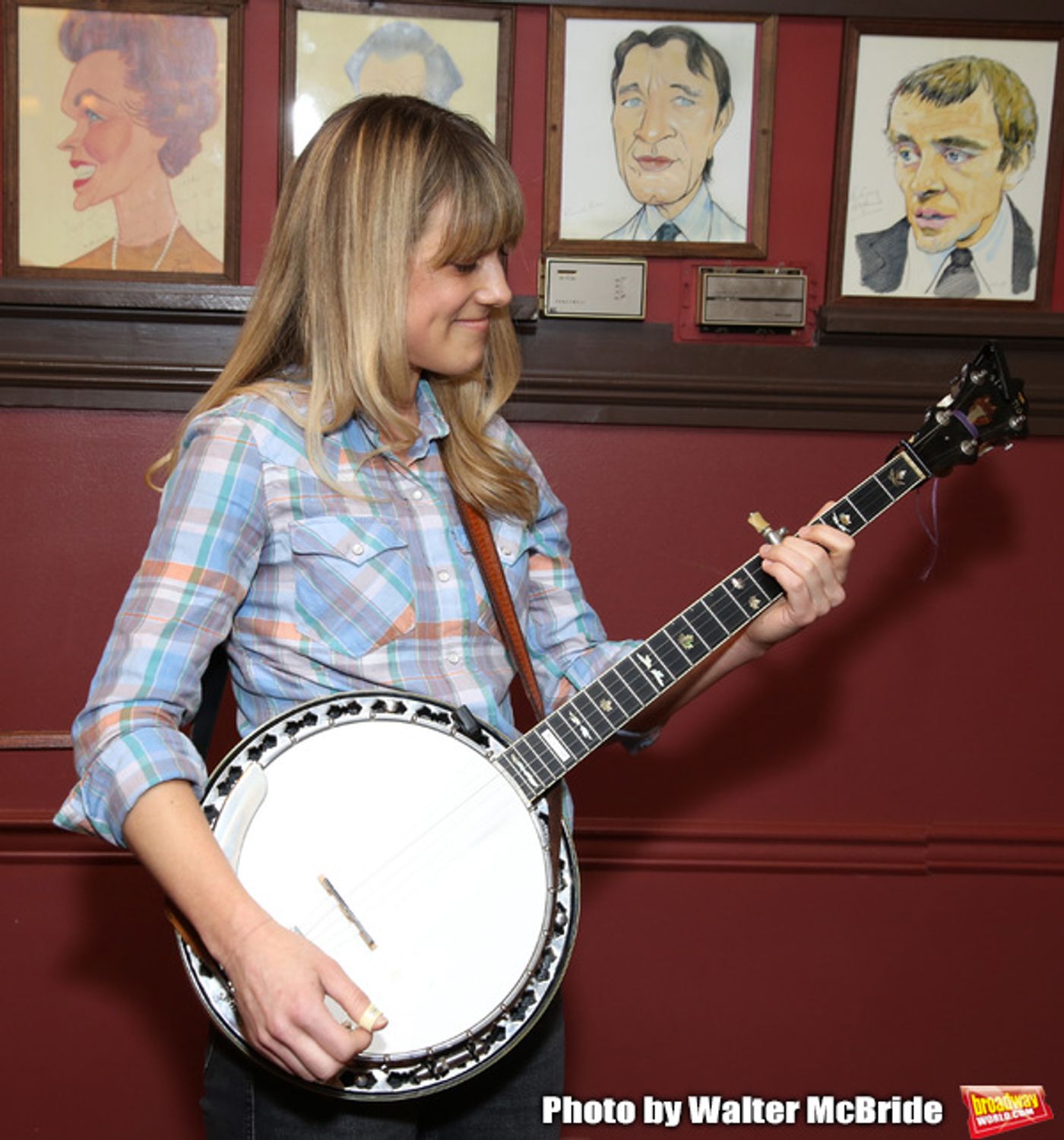 Photo Coverage: Damon Daunno of OKLAHOMA! Receives Sardi's Portrait  Image