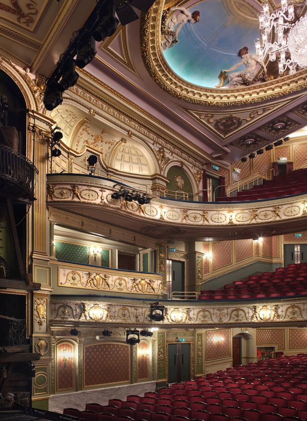 Photo Flash: First Look at the New London Production of LES MISERABLES and the Renovated Sondheim Theatre Photo Flash: First Look at the New London Production of LES MISERABLES and the Renovated Sondheim Theatre Image