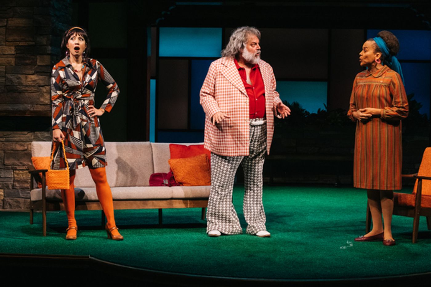 Photo Flash: First Look at Folger Theatre's MERRY WIVES OF WINDSOR  Image