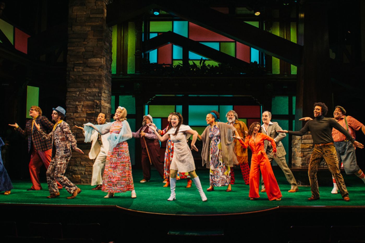 Photo Flash: Take a Look at New Photos of Folger Theatre's THE MERRY WIVES OF WINDSOR  Image