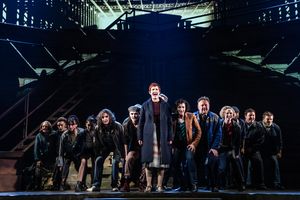 Jackie Morrison and the cast Photo