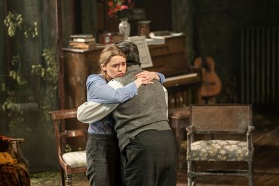 Aimee Lou Wood and Ciaran Hinds Photo