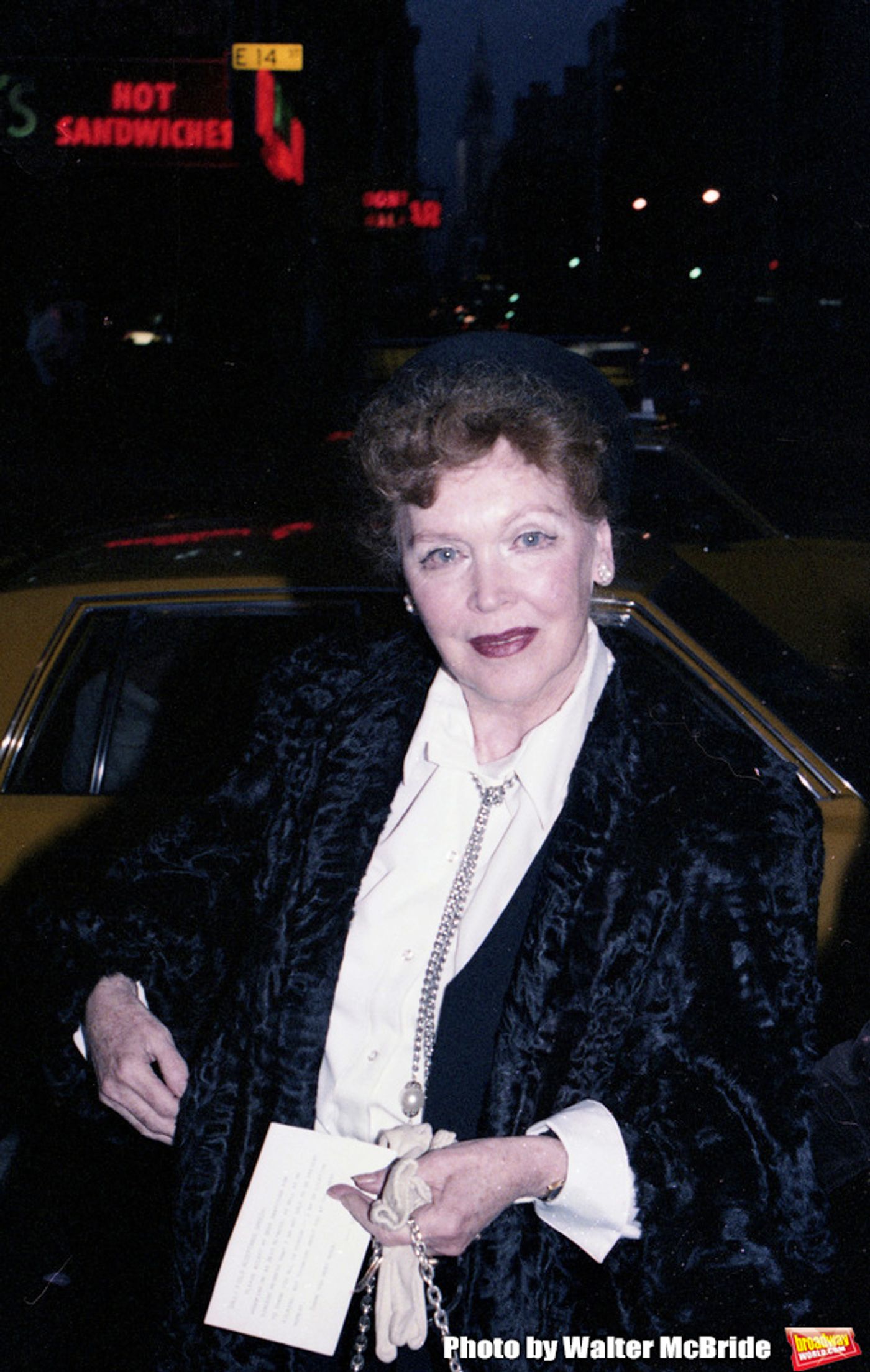 Photo Flashback: Maureen O'Sullivan Dines in NYC in 1979  Image