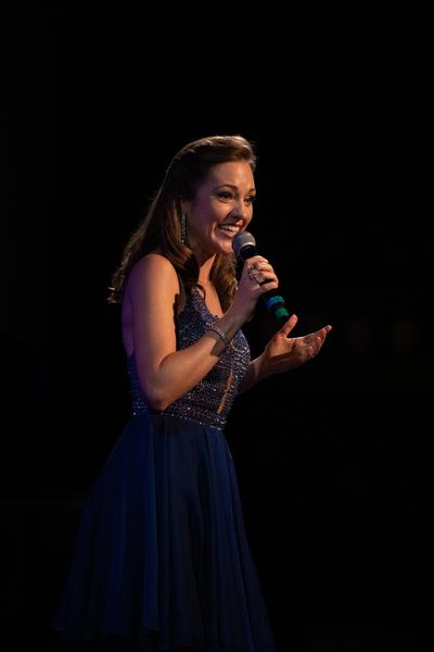 Laura Osnes Photo
