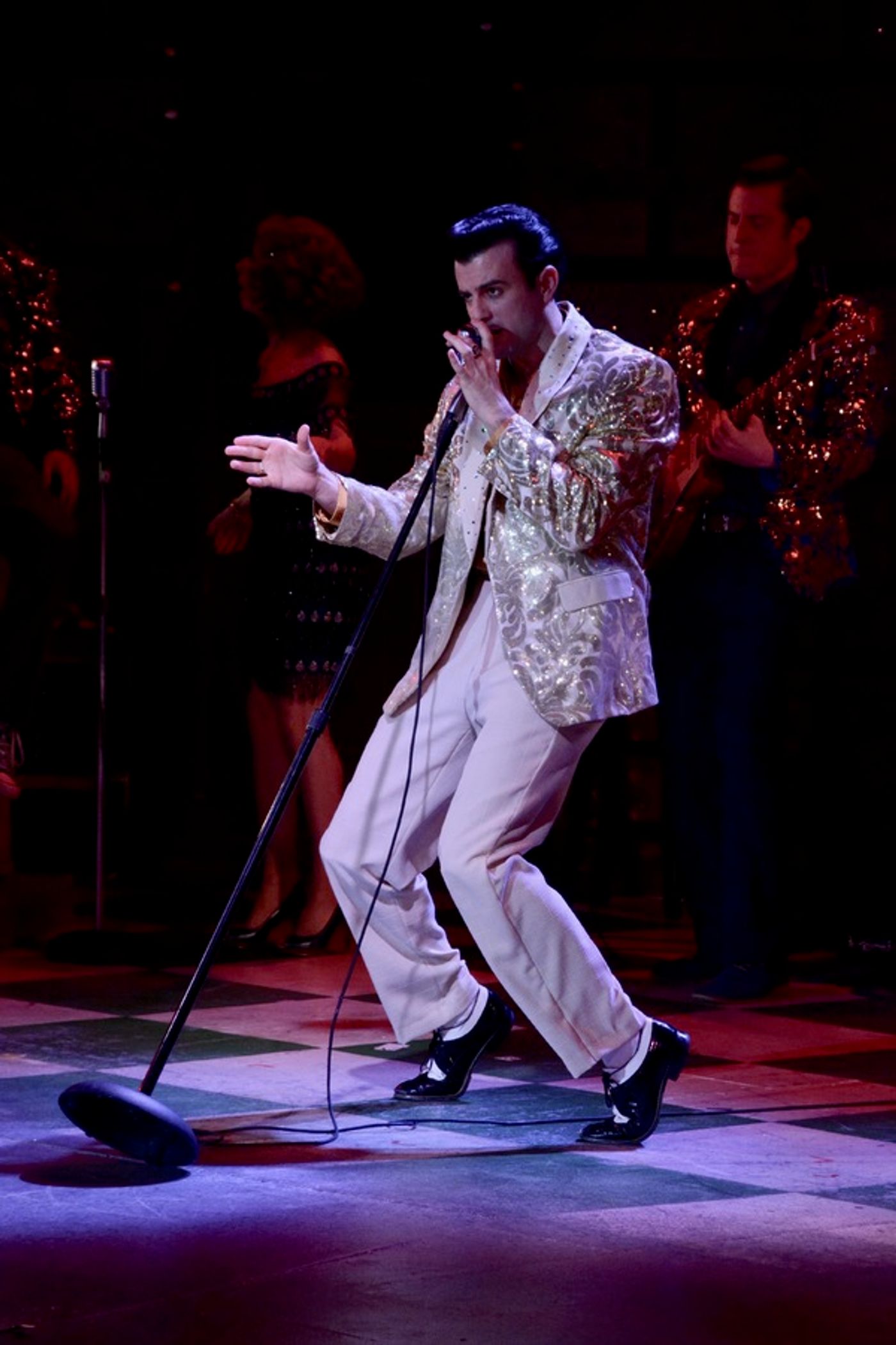 Photo Coverage: The Cast of MILLION DOLLAR QUARTET Take Opening Night Bows  Image