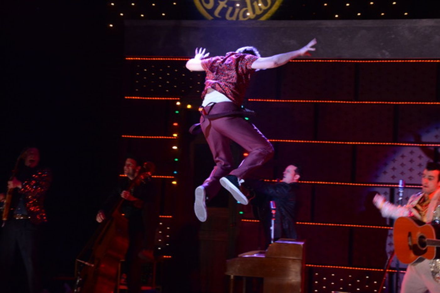 Photo Coverage: The Cast of MILLION DOLLAR QUARTET Take Opening Night Bows  Image