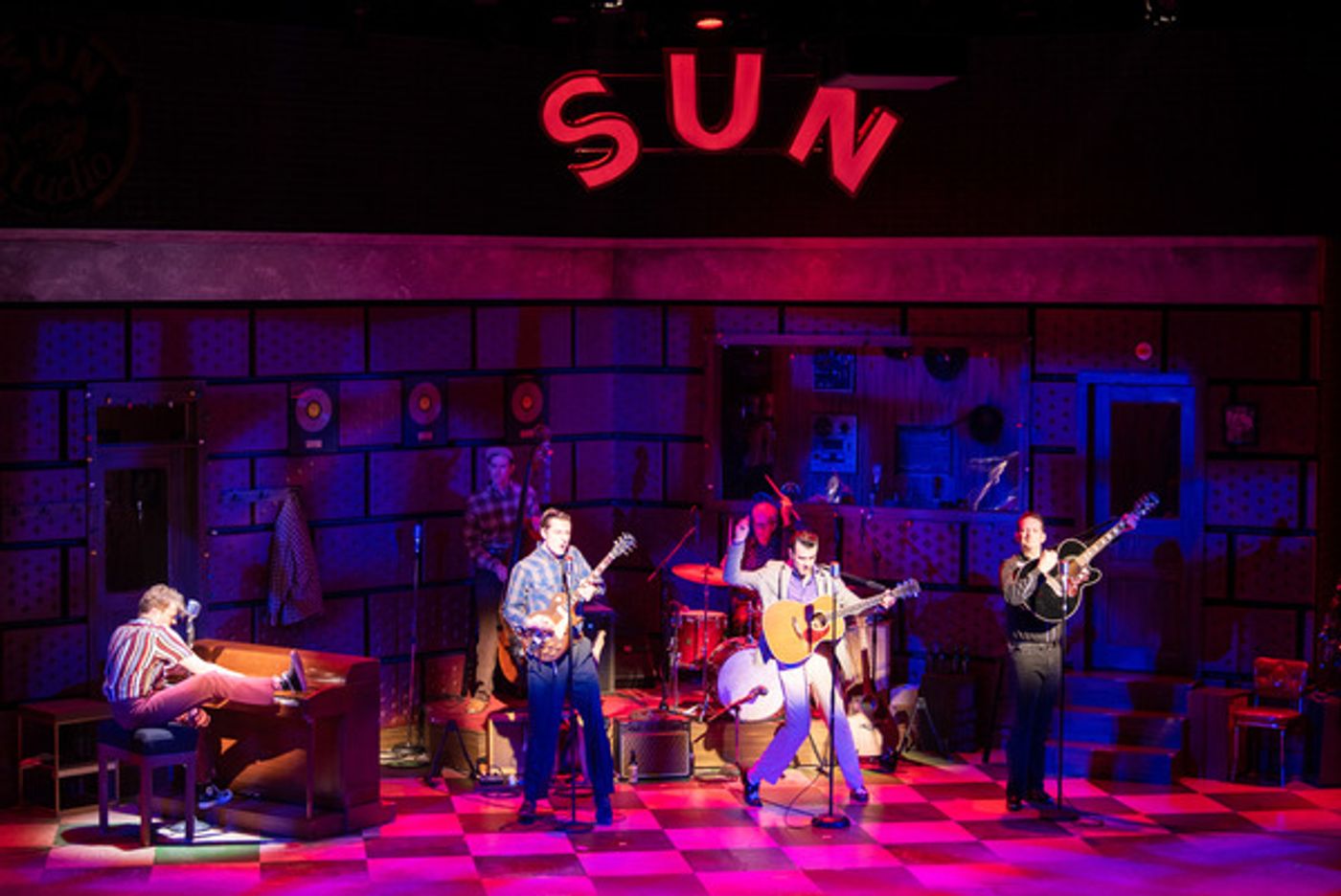 Photo Flash: MILLION DOLLAR QUARTET at the John W. Engeman Theater  Image