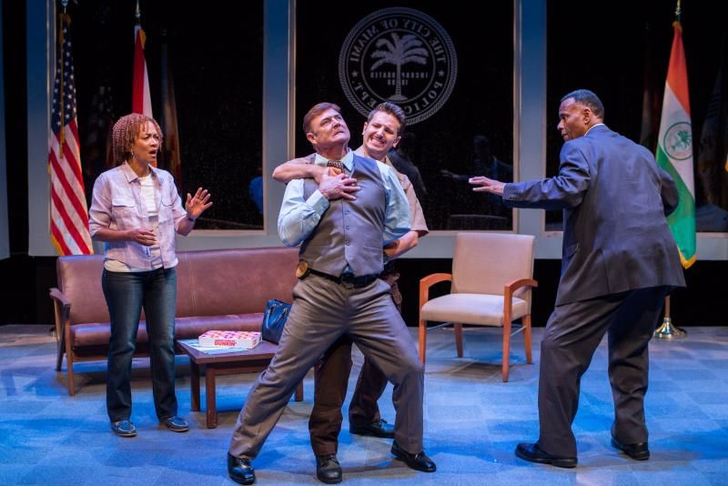 Review: AMERICAN SON at the Adrienne Arsht Center  Image
