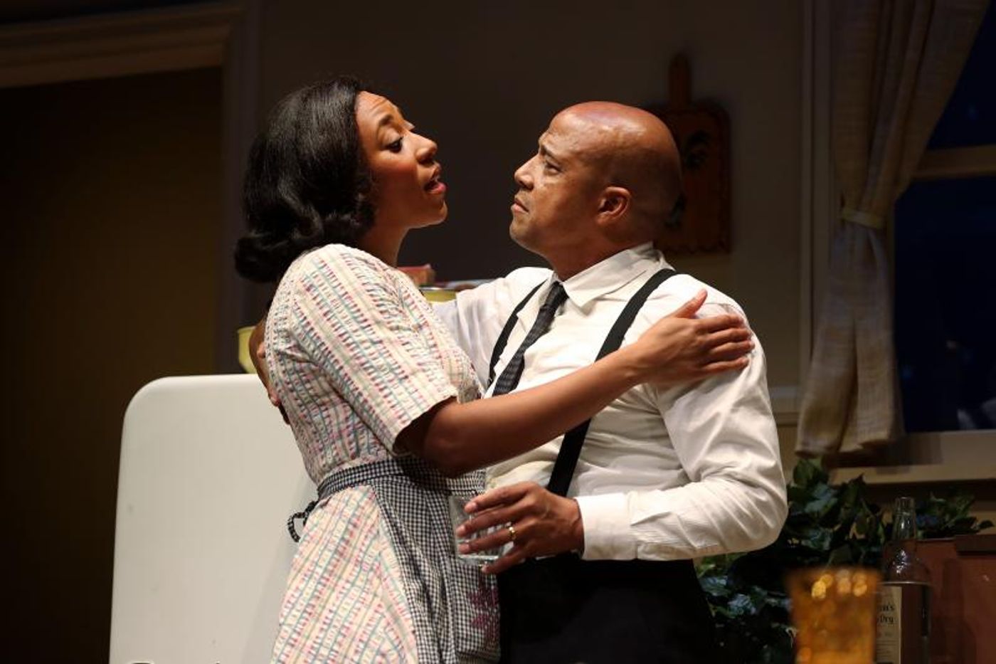 Review: Stirring Drama FIREFLIES Explodes at OC's South Coast Repertory  Image