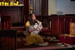 Lynda DeFuria @ BroadwayWorld Lynda DeFuria Photo