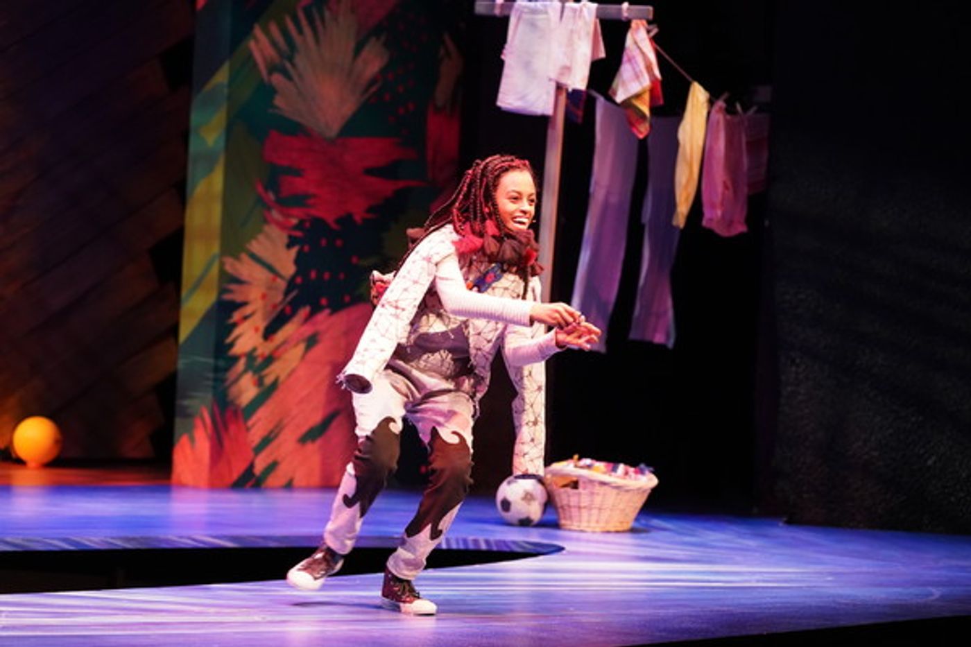 Photo Flash: Children's Theatre Company Presents the Minnesota Premiere of Bob Marley's THREE LITTLE BIRDS Photo Flash: Children's Theatre Company Presents the Minnesota Premiere of Bob Marley's THREE LITTLE BIRDS Image