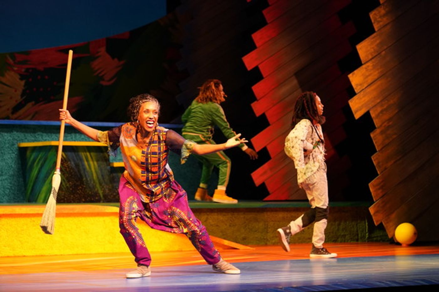 Photo Flash: Children's Theatre Company Presents the Minnesota Premiere of Bob Marley's THREE LITTLE BIRDS Photo Flash: Children's Theatre Company Presents the Minnesota Premiere of Bob Marley's THREE LITTLE BIRDS Image