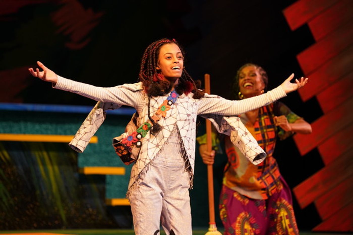 Photo Flash: Children's Theatre Company Presents the Minnesota Premiere of Bob Marley's THREE LITTLE BIRDS Photo Flash: Children's Theatre Company Presents the Minnesota Premiere of Bob Marley's THREE LITTLE BIRDS Image
