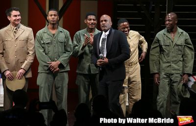 Kenny Leon with cast  Photo