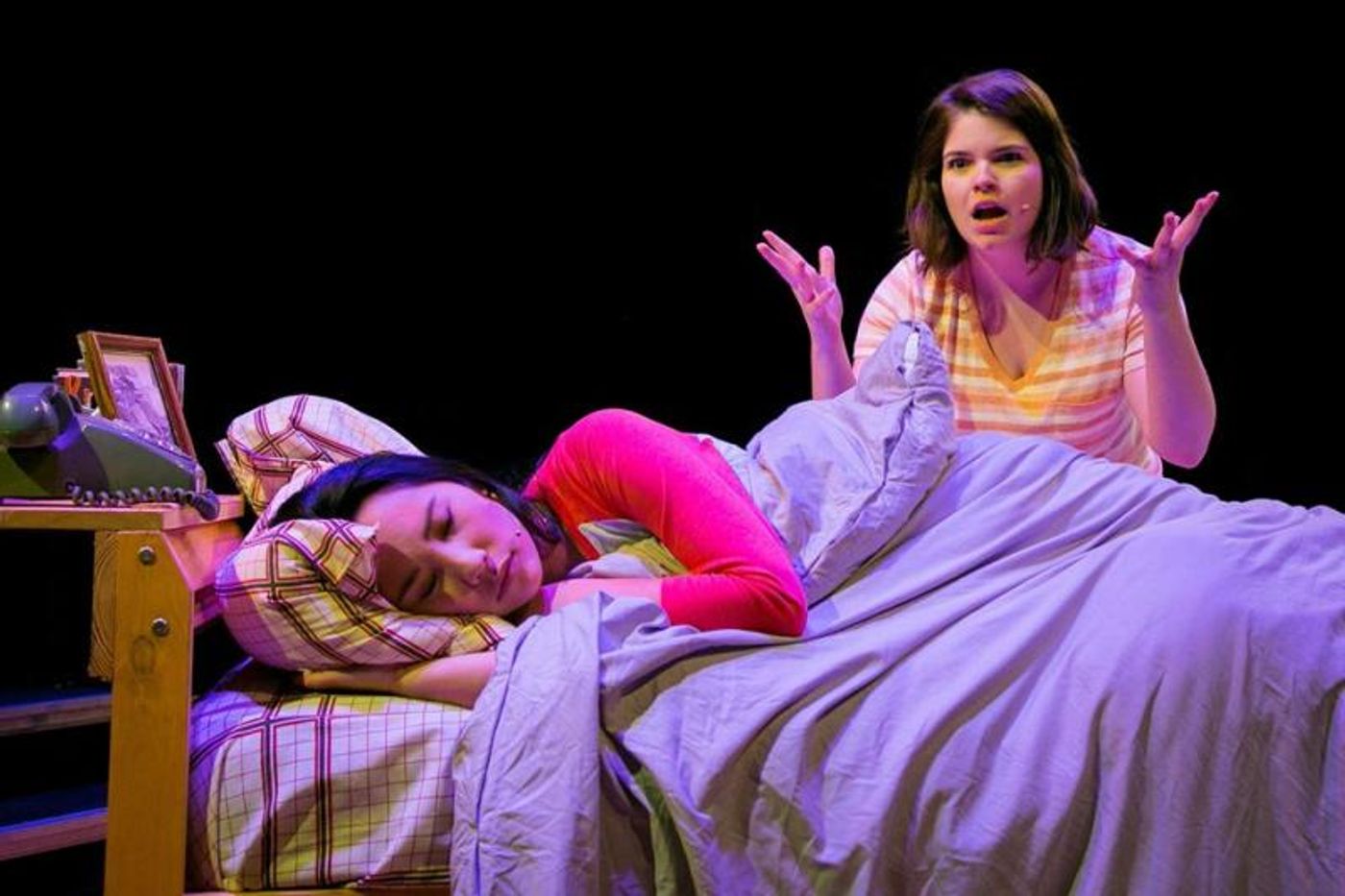 Review: FUN HOME is Viscerally Compelling at Actor's Express Review: FUN HOME is Viscerally Compelling at Actor's Express Image