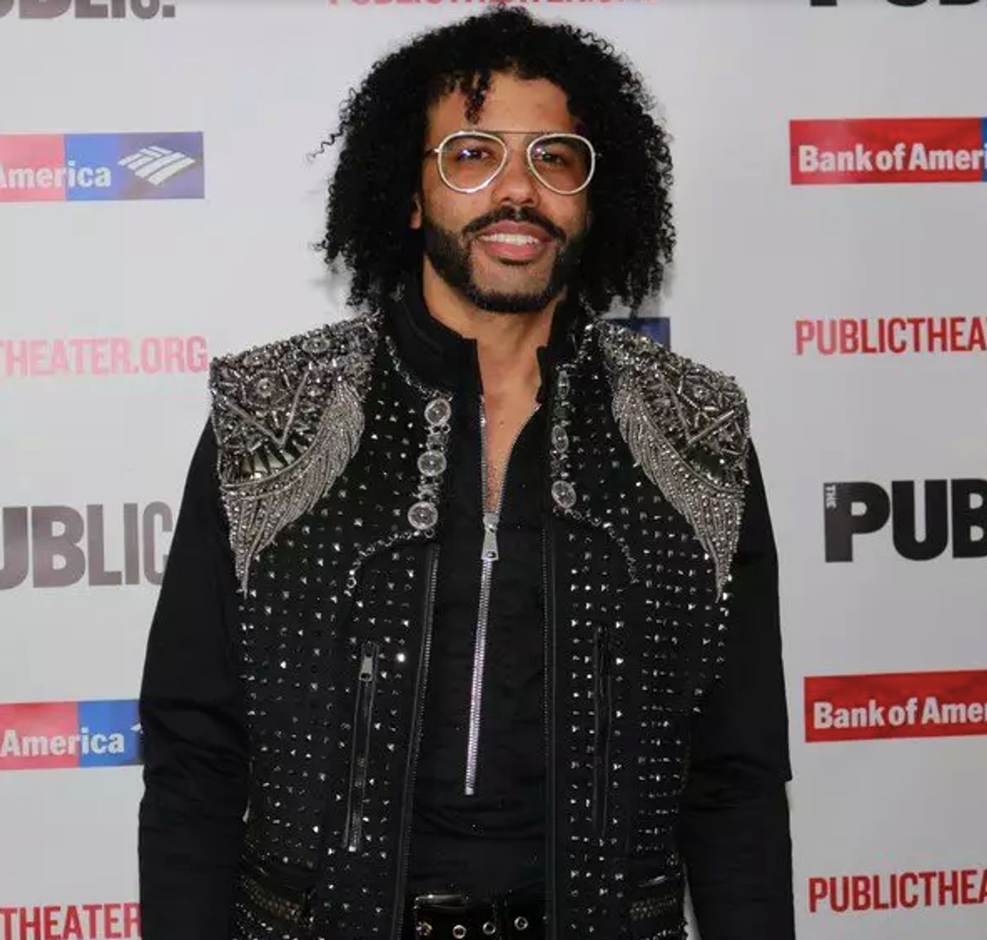 Wake Up With BWW 1/24: MEAN GIRLS Musical Movie Adaptation Announced, and More! Wake Up With BWW 1/24: MEAN GIRLS Musical Movie Adaptation Announced, and More! Image