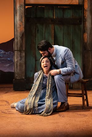 Hend Ayoub and Jason Kapoor Photo