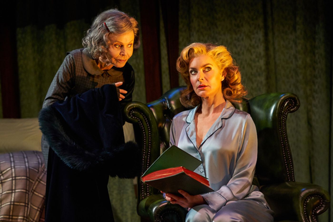 Photo Flash: First Look at the UK Tour of THE CAT AND THE CANARY  Image