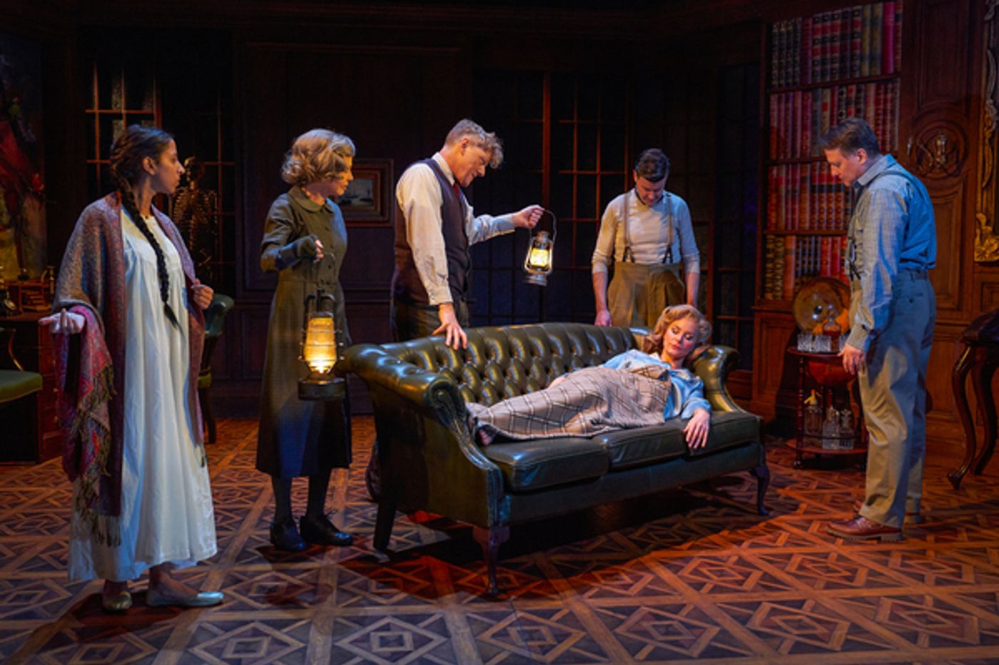 Photo Flash: First Look at the UK Tour of THE CAT AND THE CANARY  Image