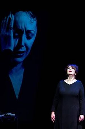 Debby Lennon @ BroadwayWorld Debby Lennon Photo