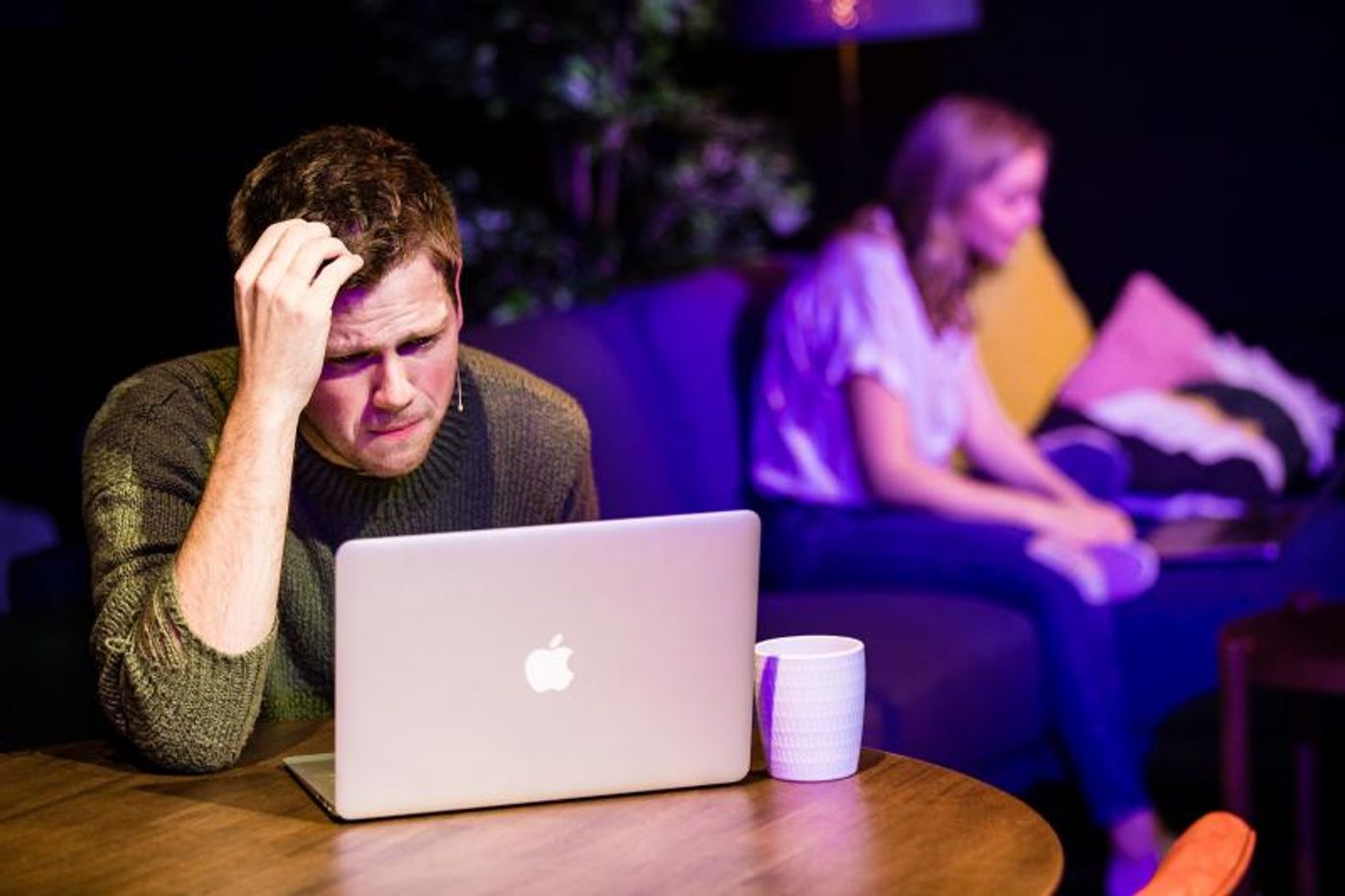 Review: THE LIFE OF US, Another Long Distance Love Story, With Songs And Skype  Image